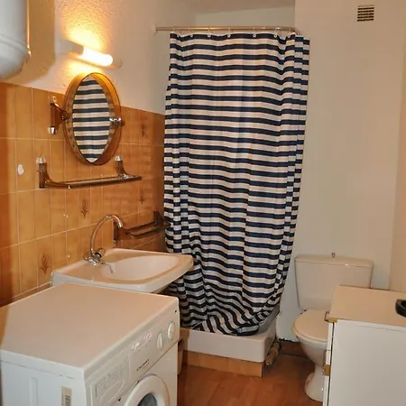 Apartmán Dans En Bord De Plage 241471 *
